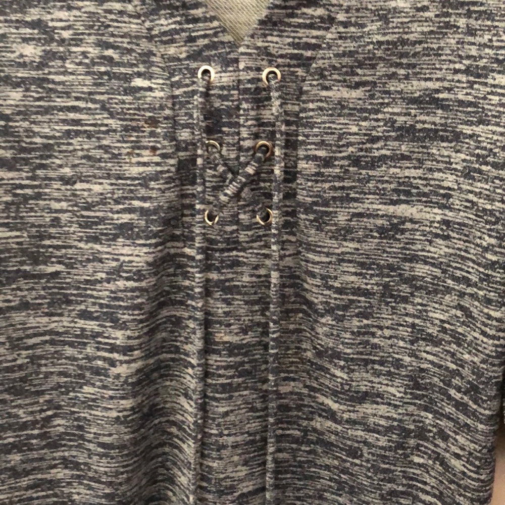 Liz Claiborne Women’s Top Size S New - Picture 3 of 7